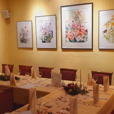 Galeriecafe Und Pension Ambiente Циттау Экстерьер фото